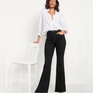 Old Navy hirgher-high-rise flare, denim jeans with secret smooth pockets size 14